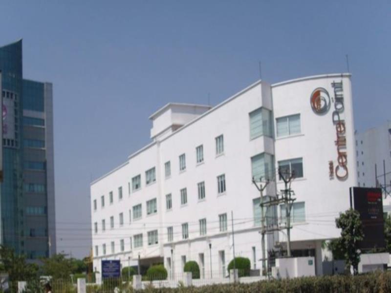 The Centre Point Hotel Chennai Luaran gambar