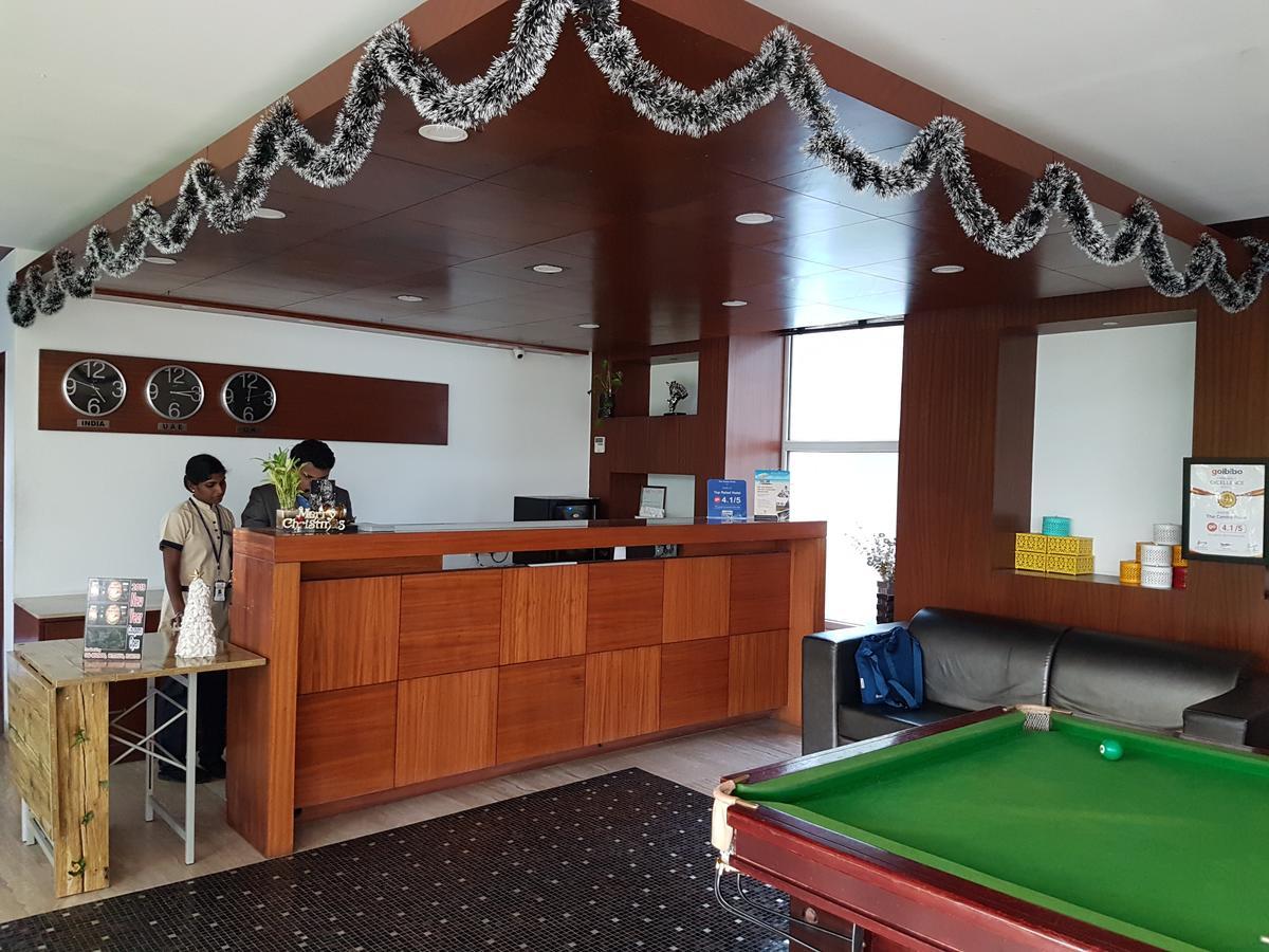 The Centre Point Hotel Chennai Luaran gambar